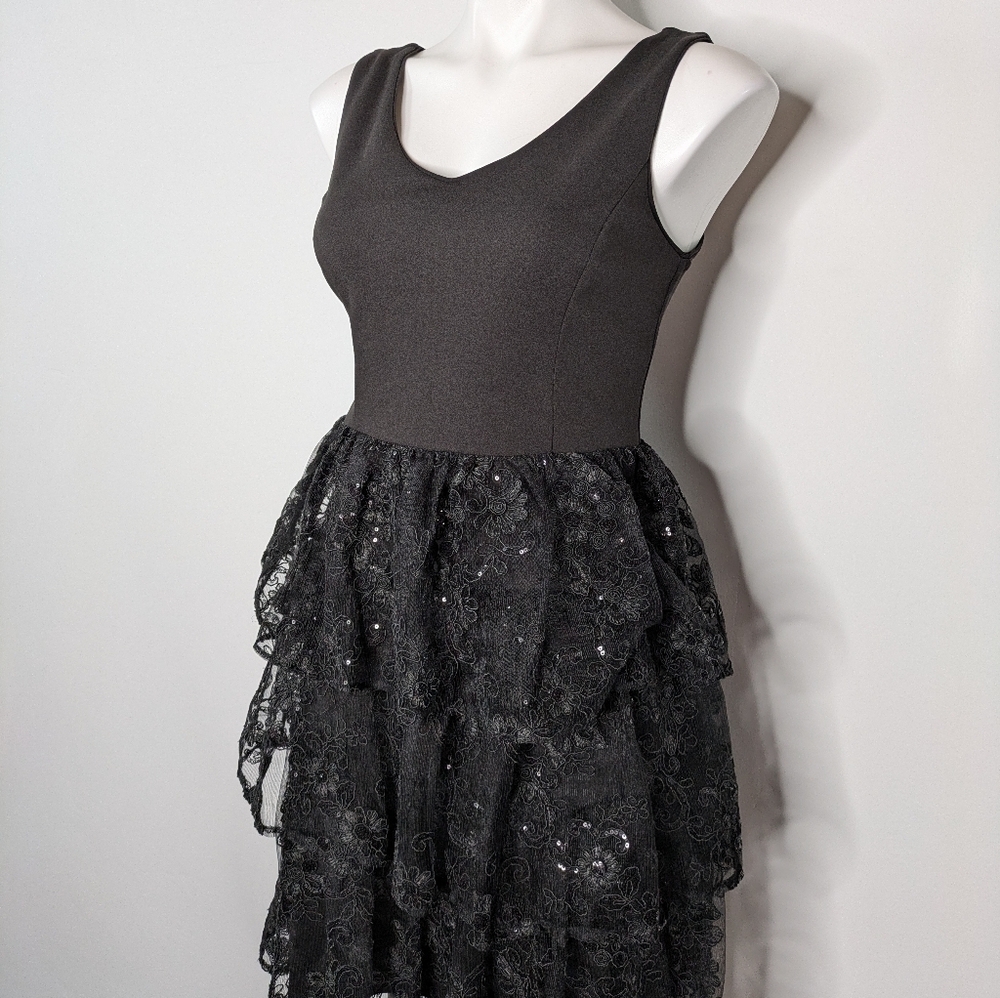Julia Jordan black tiered layered sequin fit & flare v neck knee length dress 4 - Picture 3 of 10